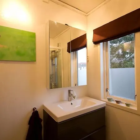 Large, And Quiet Apartment. Appartement *